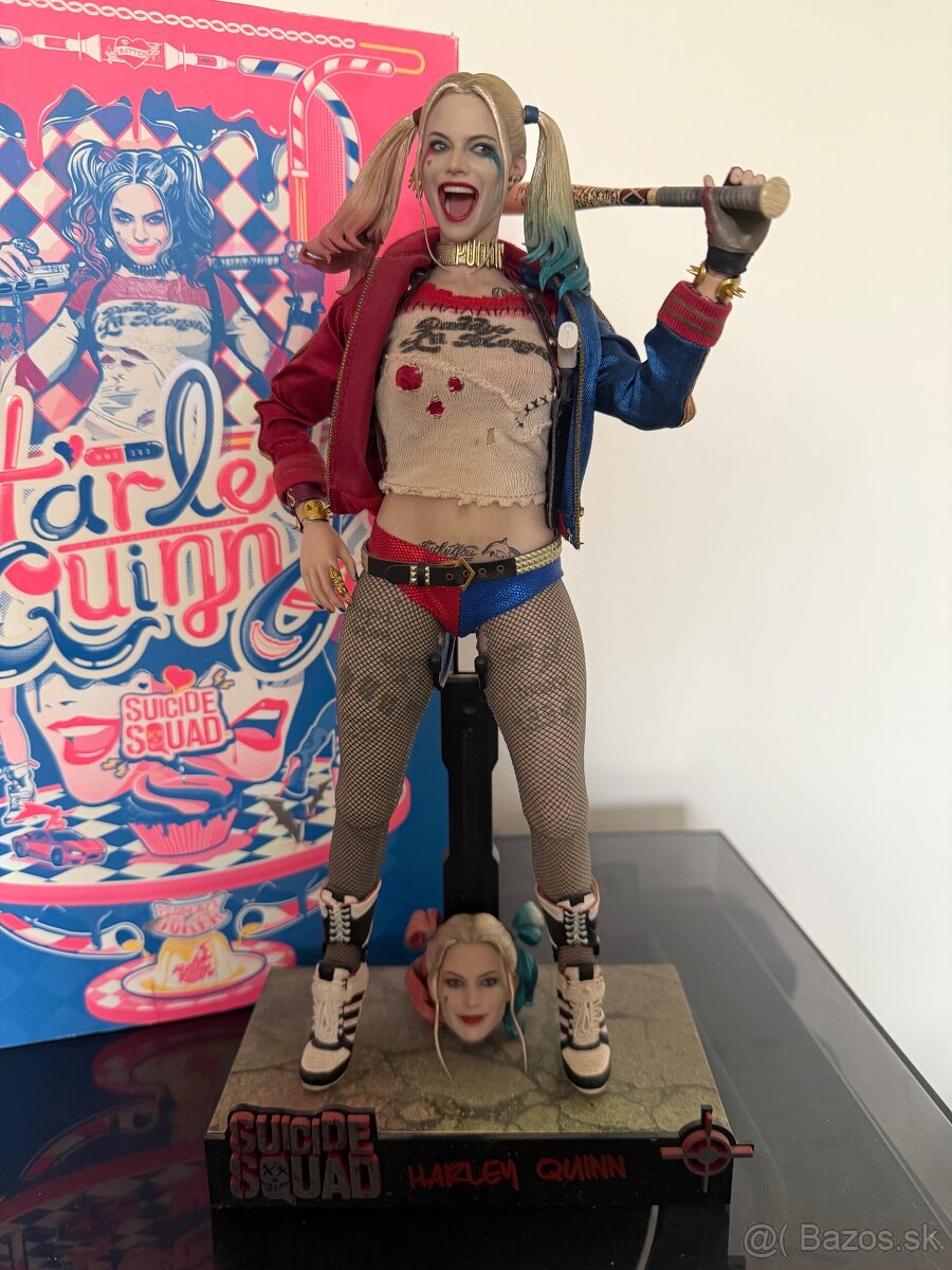 Hot Toys Harley Quinn - 4
