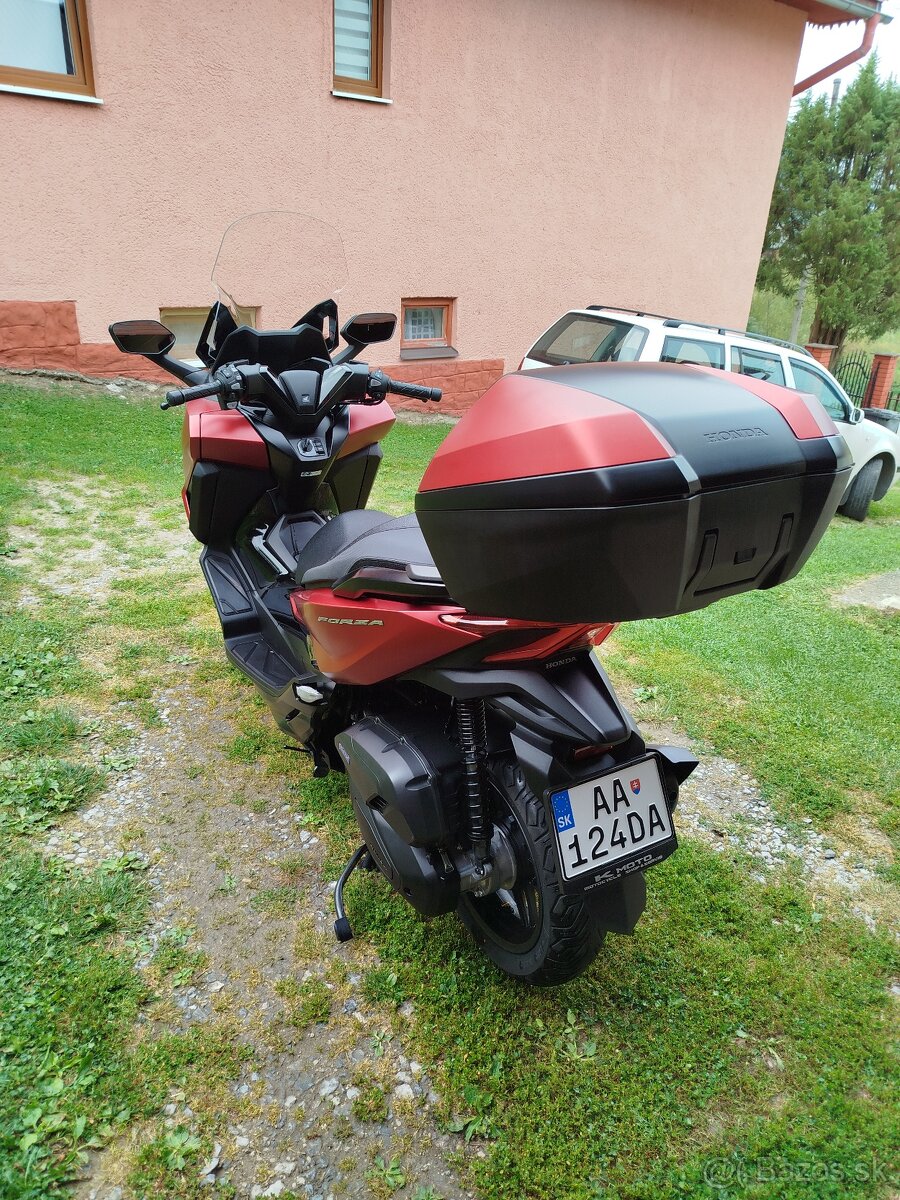 Honda Forza 125 - 4