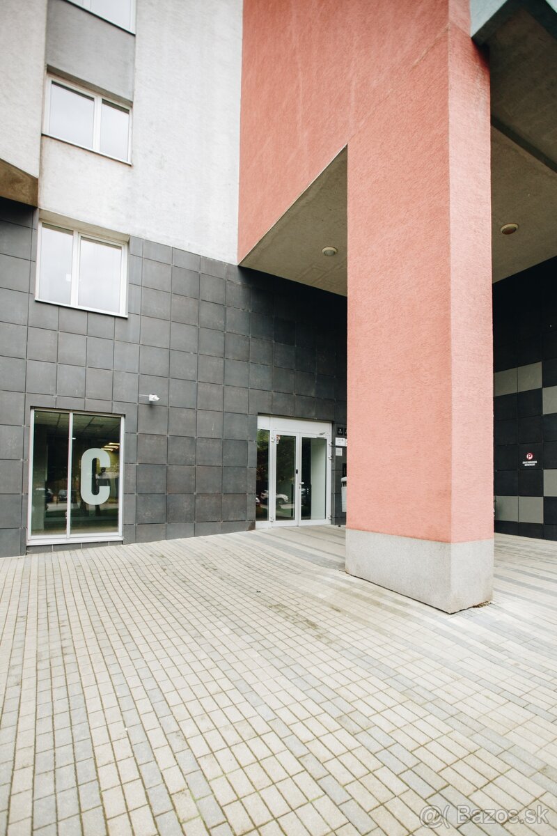 Garážové státie KOLOSEO - Tomášikova 50, Bratislava - 4