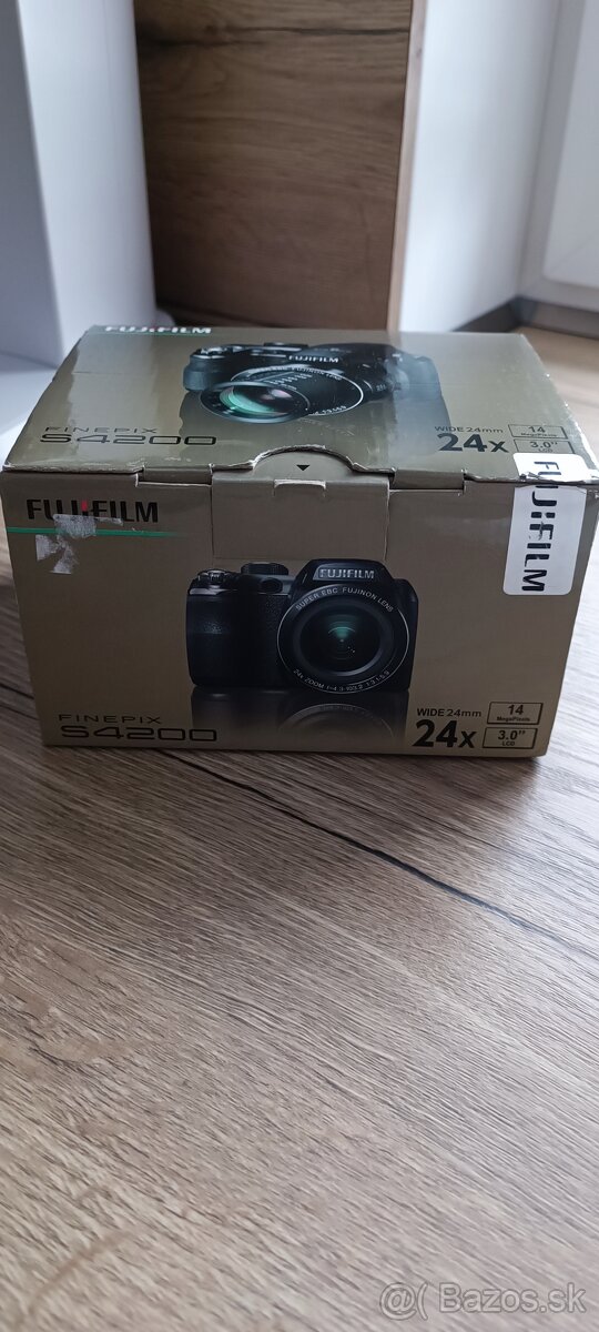 Fotoaparát Fujifilm S4200 - 4