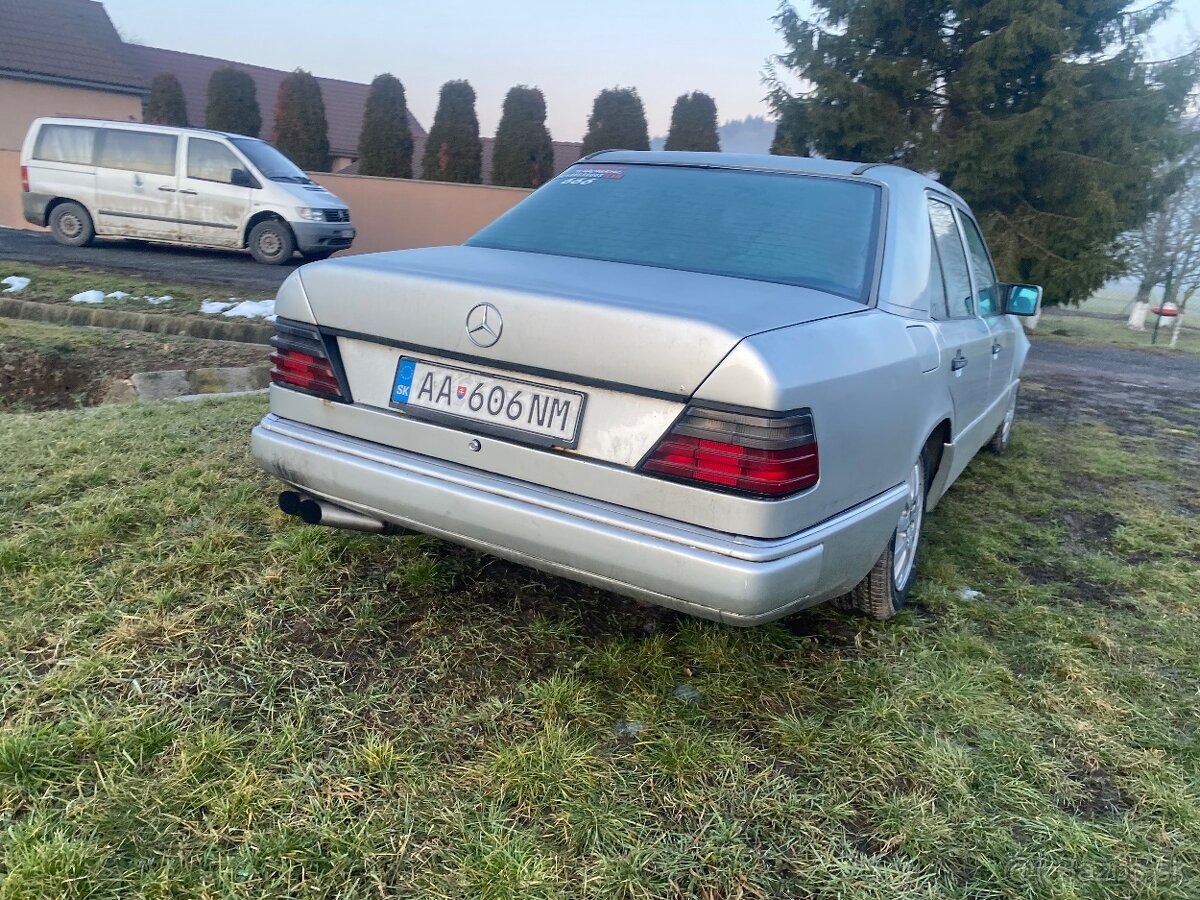 Mercedes w124 om606 superturbo - 4