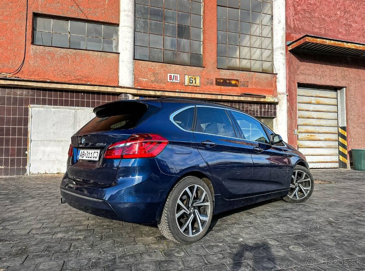 BMW Rad 2 Active Tourer 2 218d Luxury Line A/T - 4