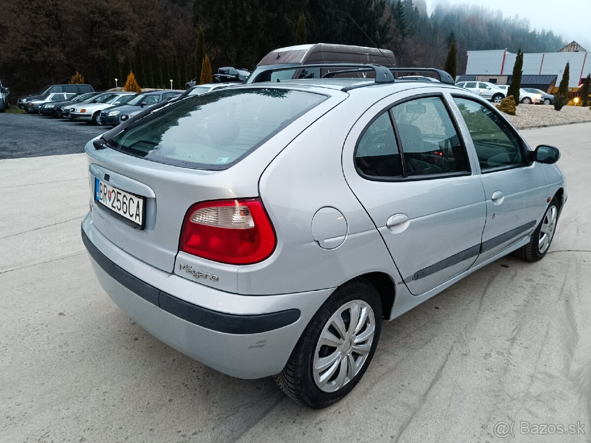 Renault Megane 1,6 16v,r.v.2001,172000 km, manuál - 4