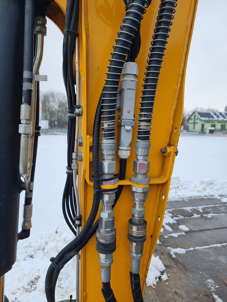 JCB 35Z s naklápěcím rotátorem Engcon, centr.mazání, A/C - 4