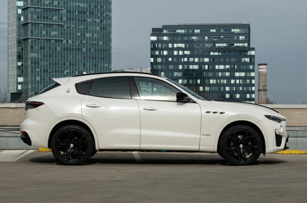 Maserati Levante SQ4 - 4