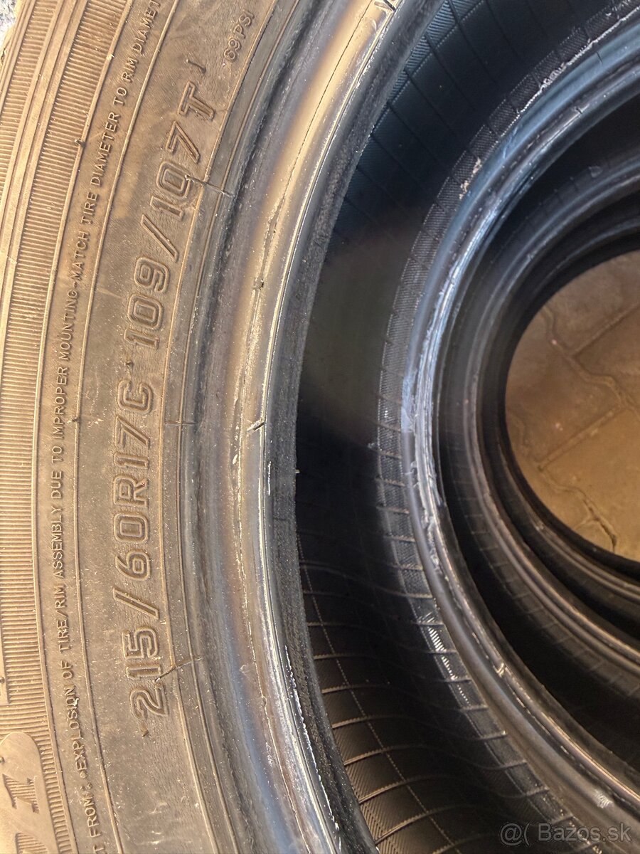 Letne 215/60 R17C - 4