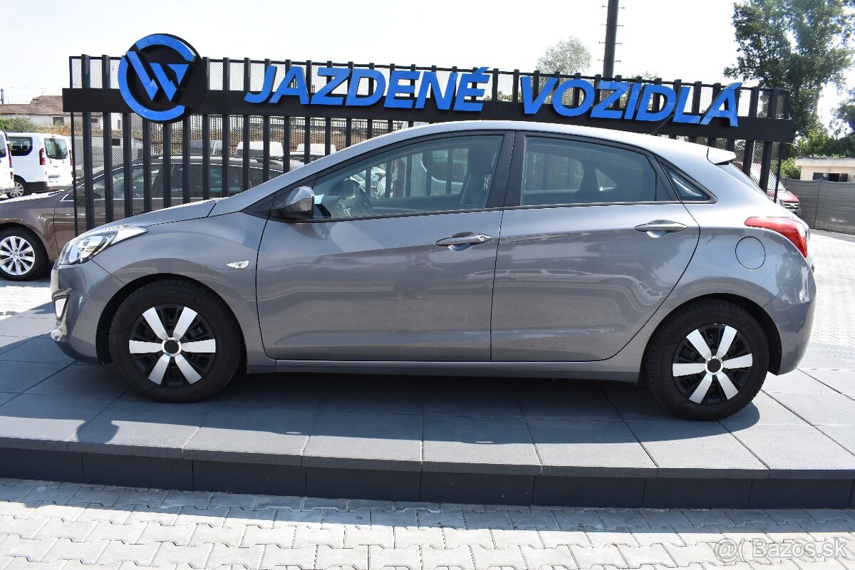 Hyundai i30 1.4i MT/6 - 4