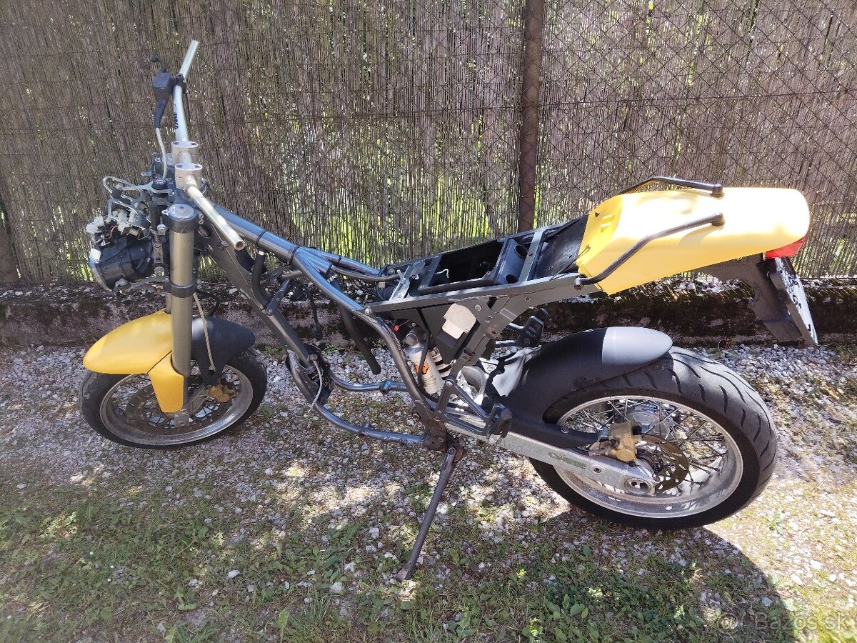 KTM Duke