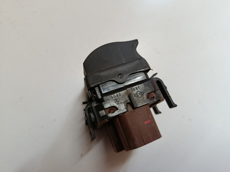 vypinac stahovania auta laguna2 30€ - 4