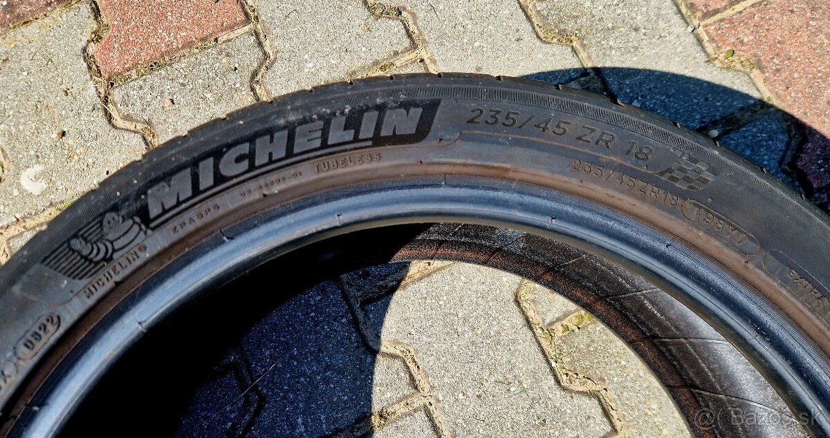 235/45zr18 Michelin PilotSport 4 - 4