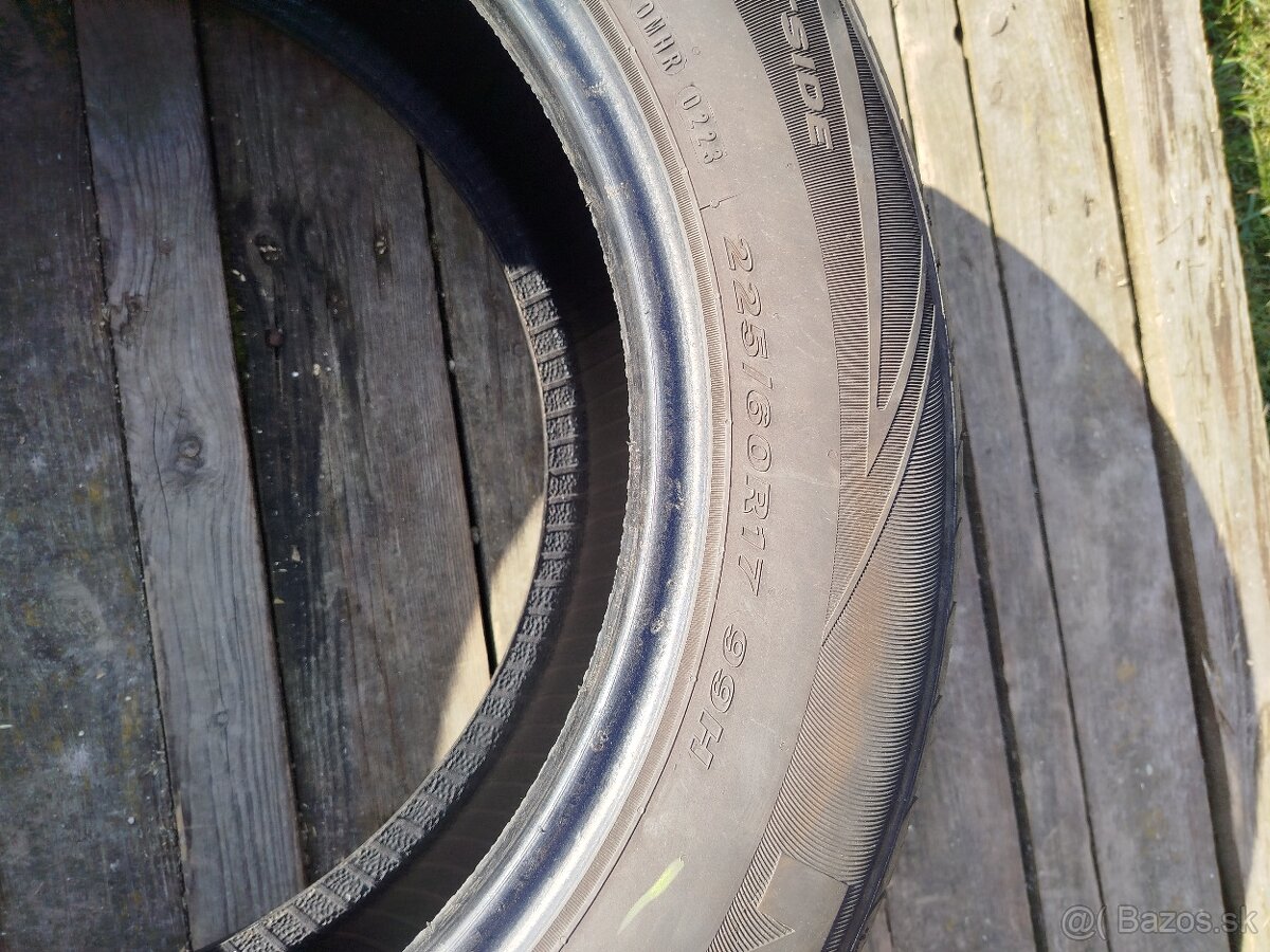 225/60 R17. 99H - 4