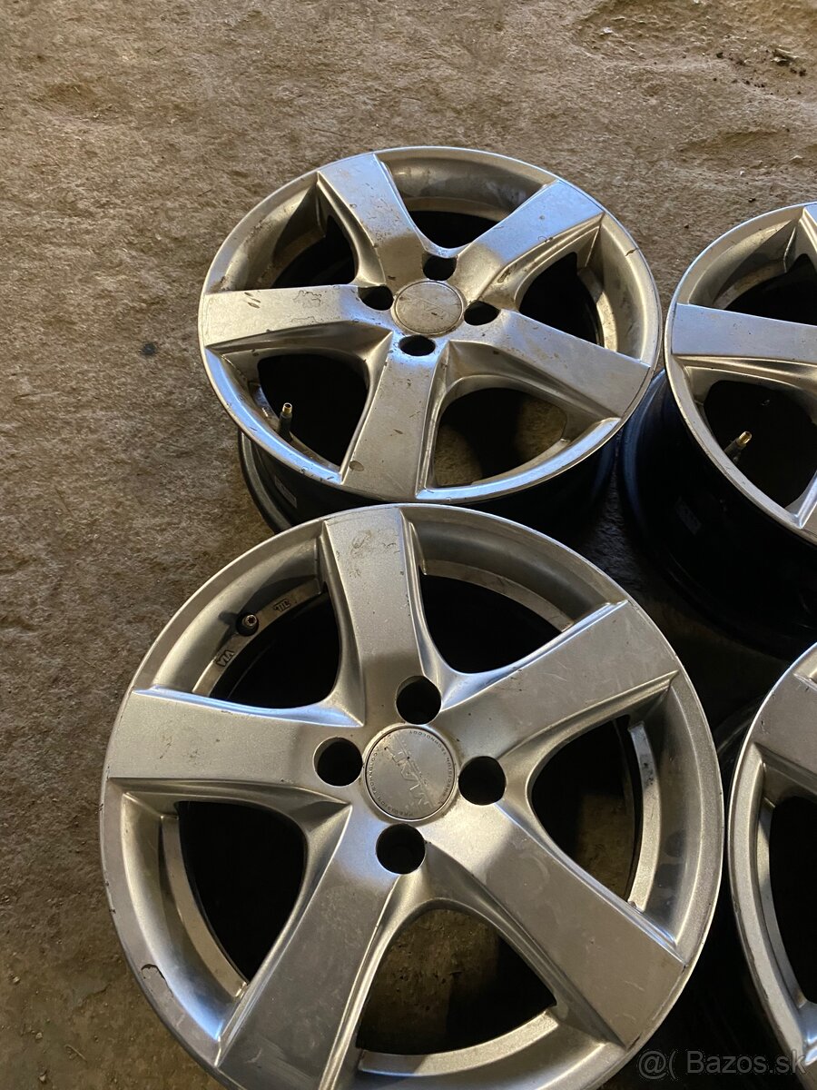 Predám 4x100 r15 6,5j et 35 - 4