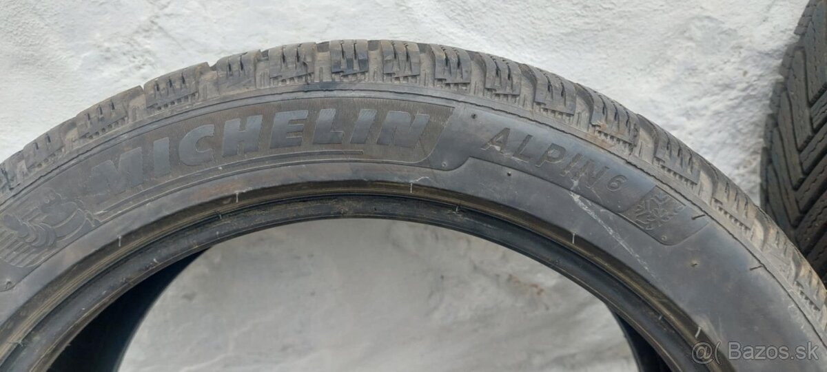 215/45/R17 Michelin Alpin 6 - 4