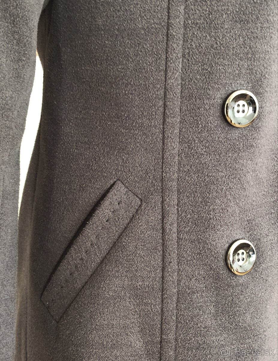 Sivý kabát s kapucňou - 4