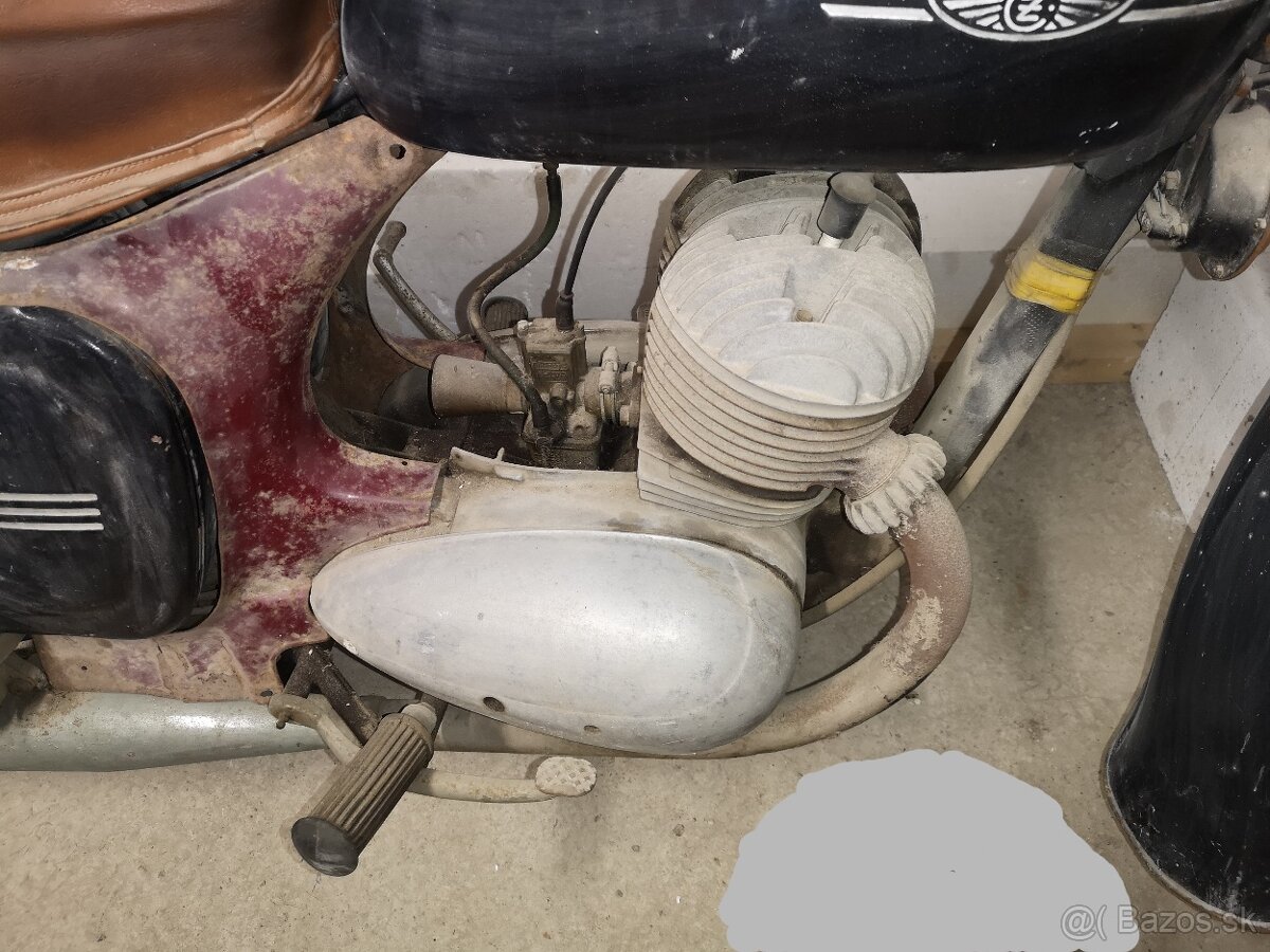 Predám Jawa 350/354 polbubon r.v.1955 - 4