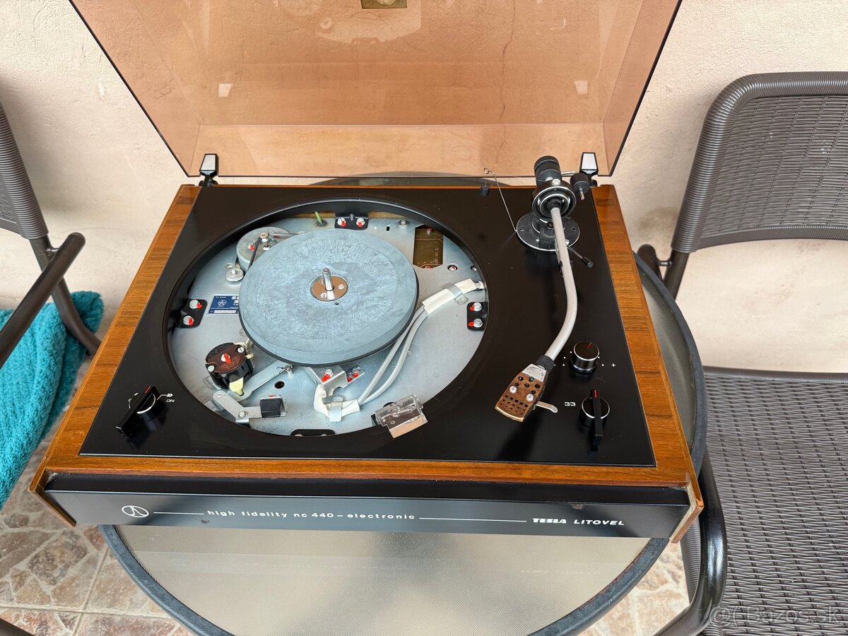 Predam gramofon Tesla NC 440 hi fi - 4
