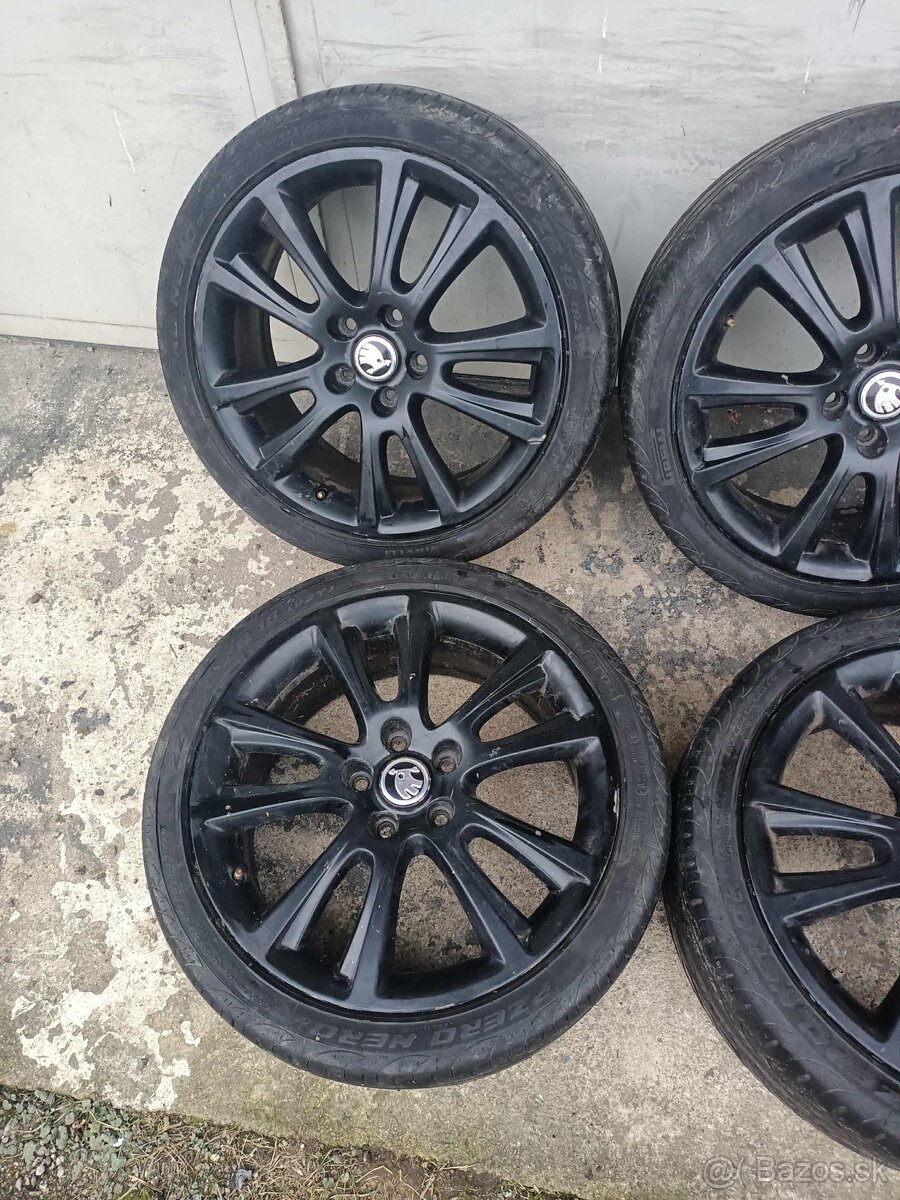 4ks alu disky orig. Škoda 5x112 r18 225/40 r18 - 4
