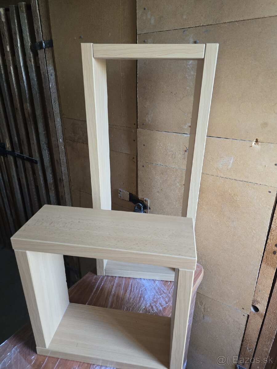 nastenna policka 2ks - 4