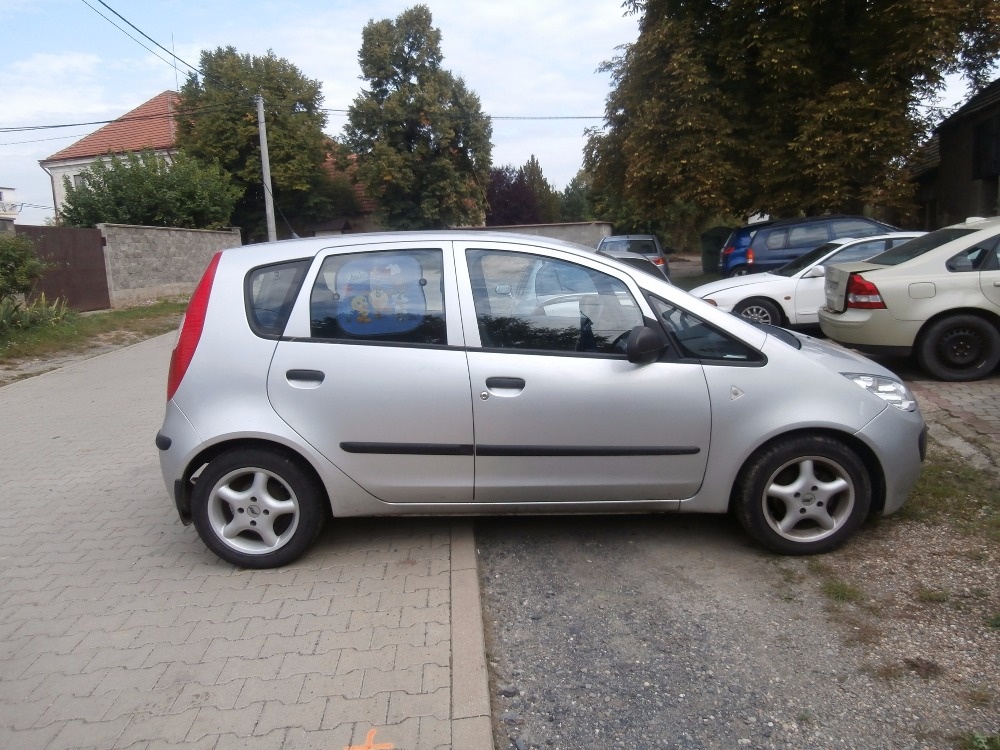 Mitsubishi Colt 2008 - 4
