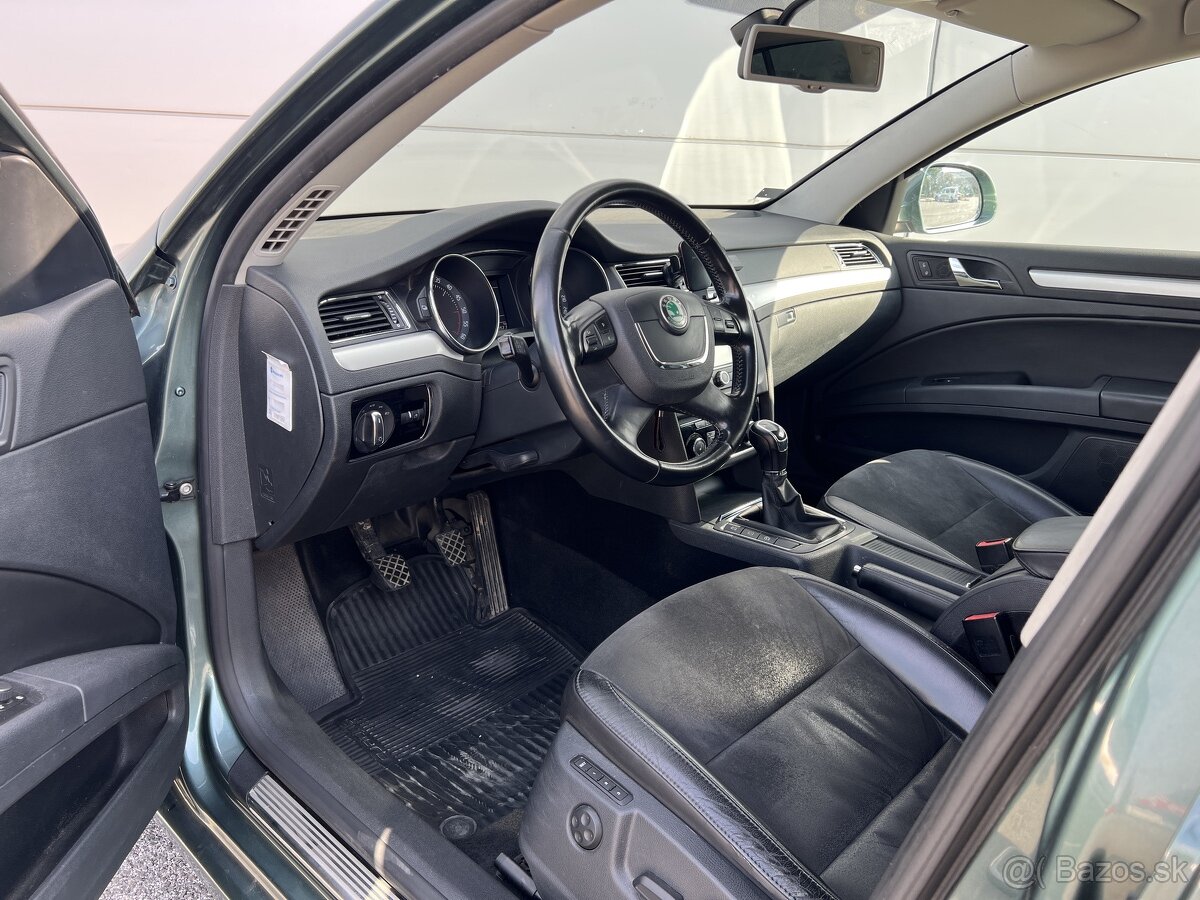 Škoda Superb 1.6 TDi 77kW Elegance GreenLine - 4