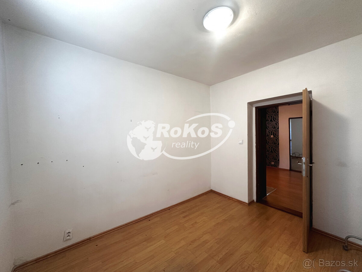 PREDAJ - 3 izbový byt s balkónom v Honciach - 4