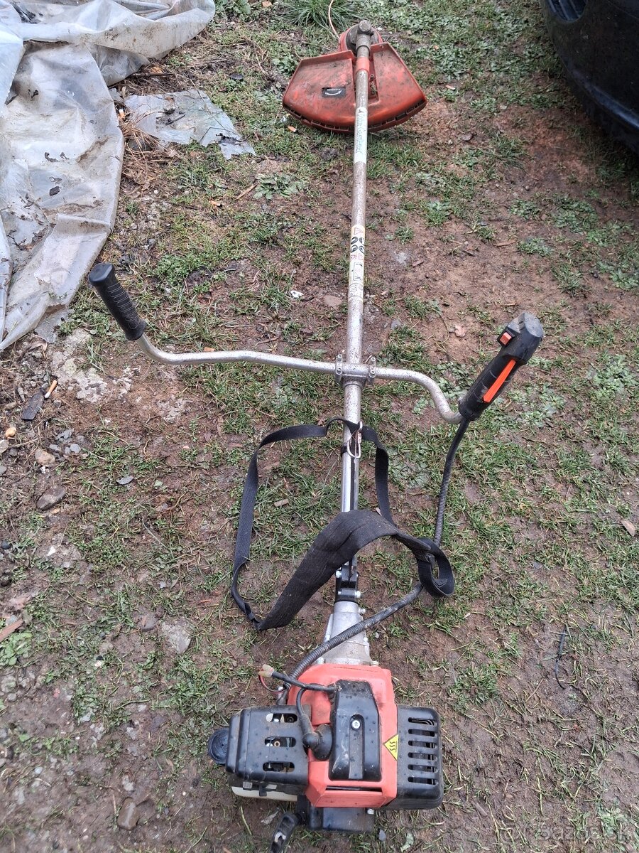 Krovinorez John Gardener - 4