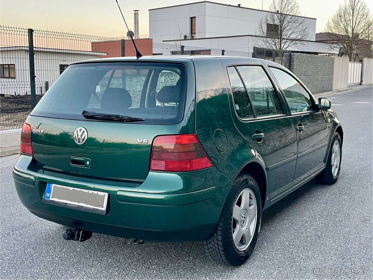 VW Golf IV 2.3 VR5 AUTOMAT - 4
