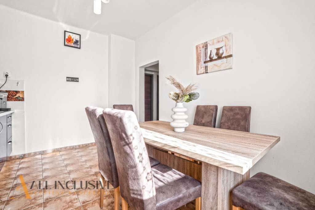 ALL INCLUSIVE | NA PREDAJ POSCHODOVÝ 5-IZBOVÝ RODINNÝ DOM, V - 4