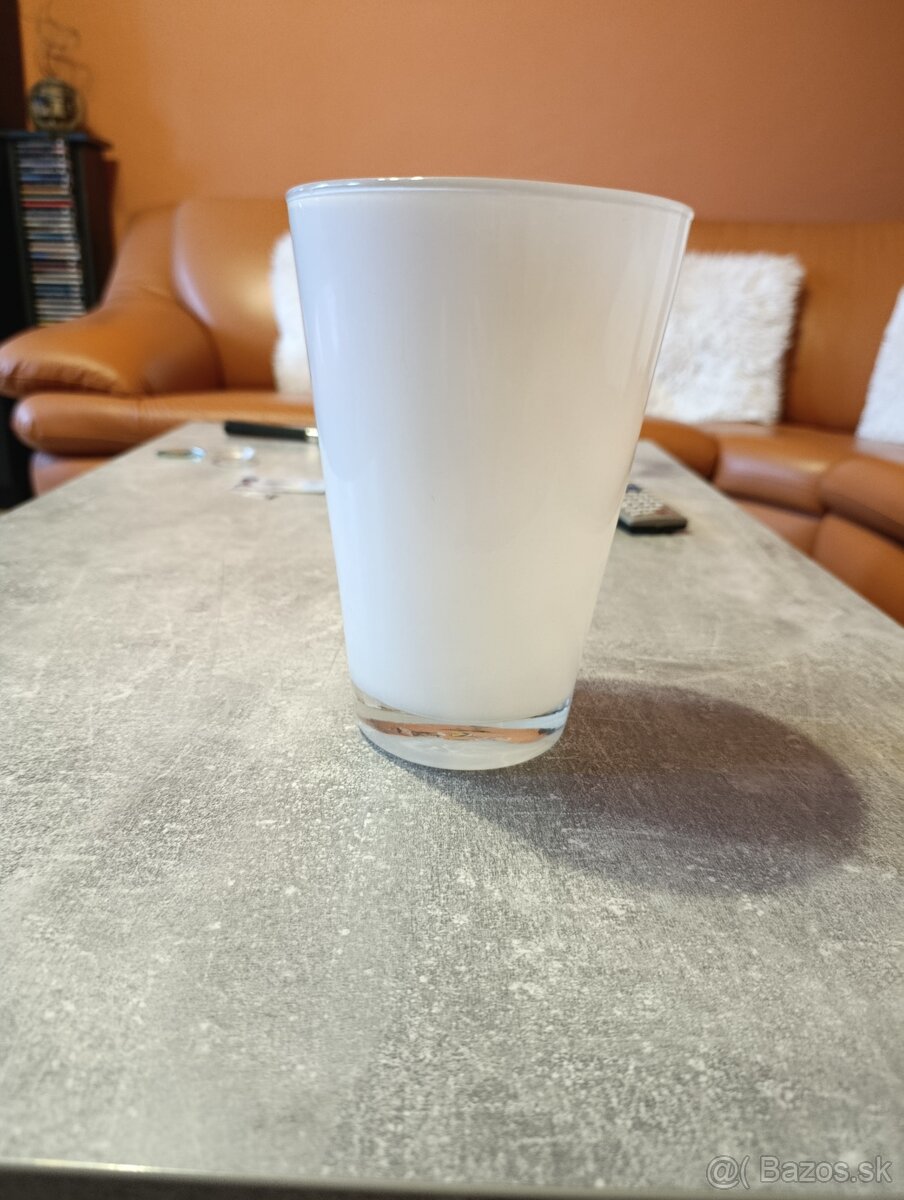 VYSOKA SKLENENA VAZA PLUS VAZY - 4