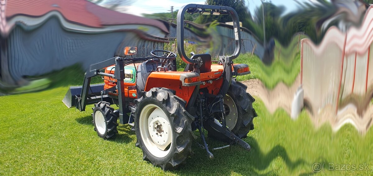 Predám malotraktor Hinomoto nx23 - 4