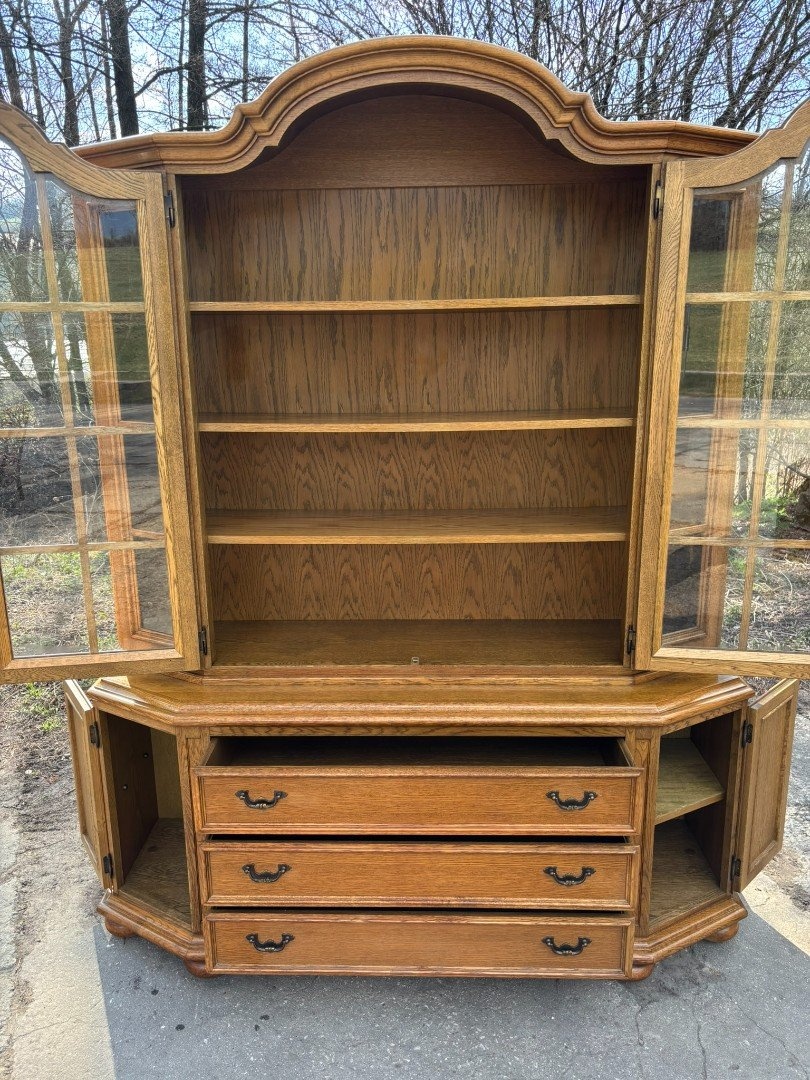 Rustikálna masivná vitrína - 4