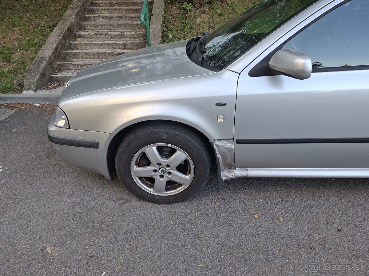 Octavia 1 ,1.9 tdi - 4