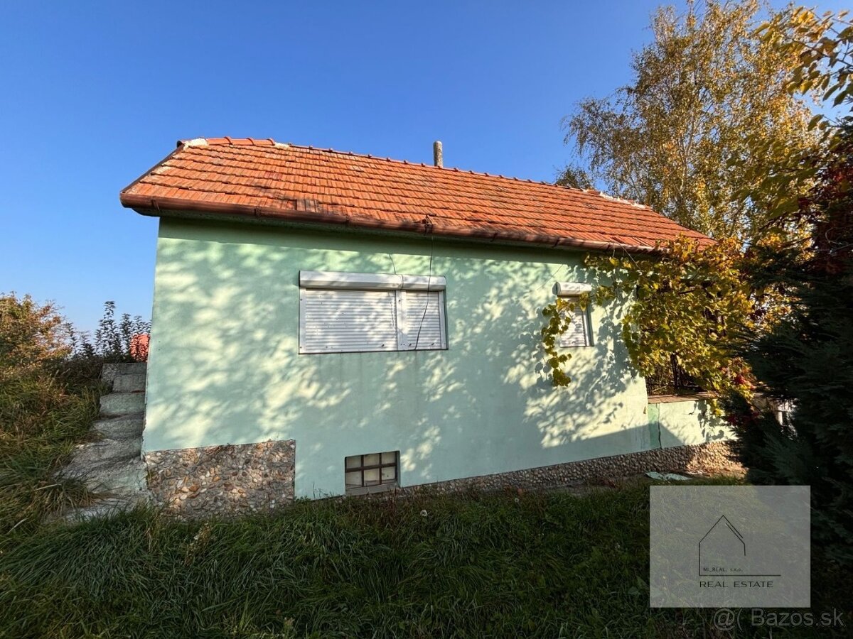 Rekreačný domček s pozemkom pri Vrábľoch na predaj - 4