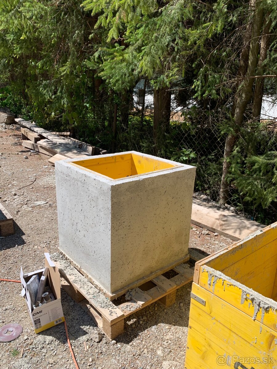 Betónový Kvetináč - 4