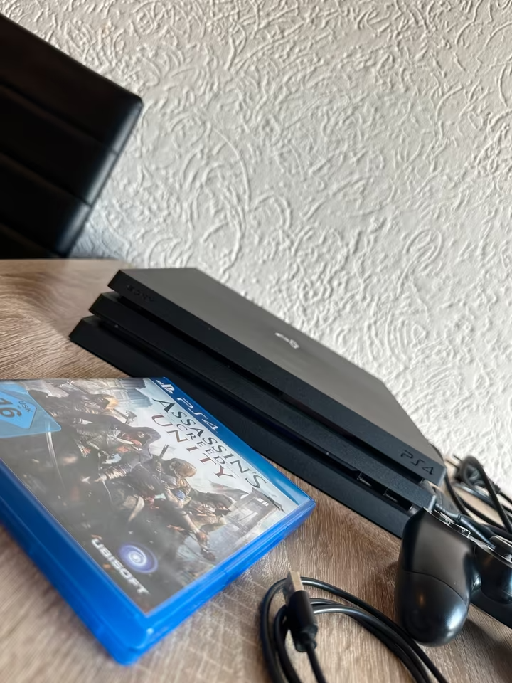PS4 Pro 1TB - 4