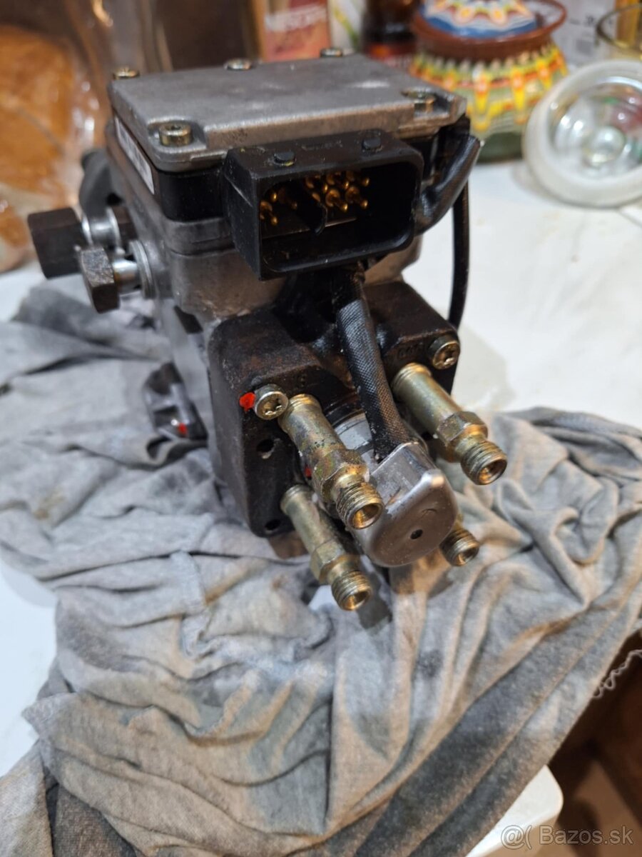 Vstrekovacie čerpadlo BOSH - 4