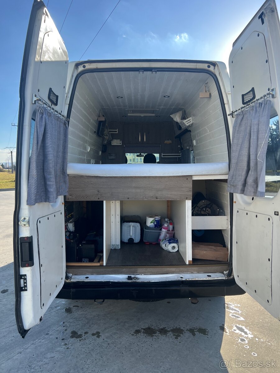 Ford Transit - 4