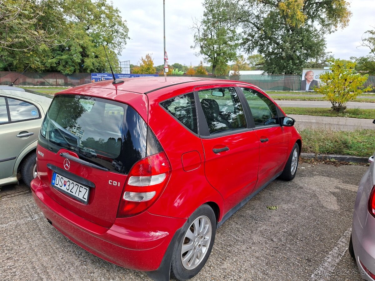Mercedes-Benz Trieda A (A160 CDI) - 4