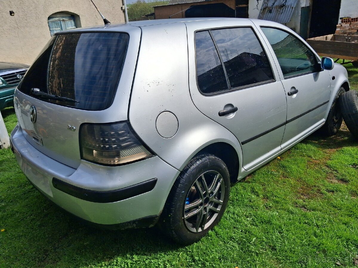 Rozpredám golf 4. - 4