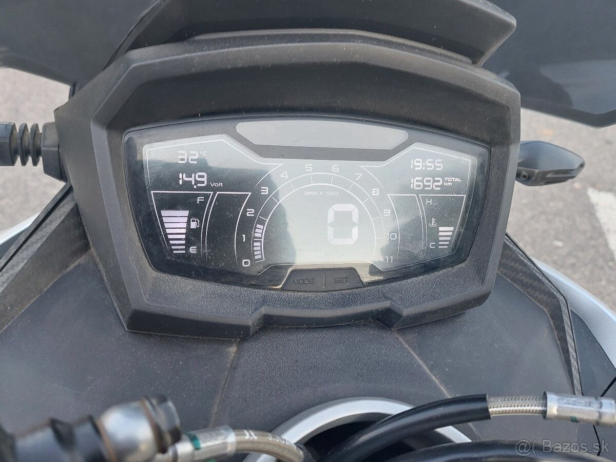 Aprilia SR GT 125 – ako nová, len 1 800 km - 4