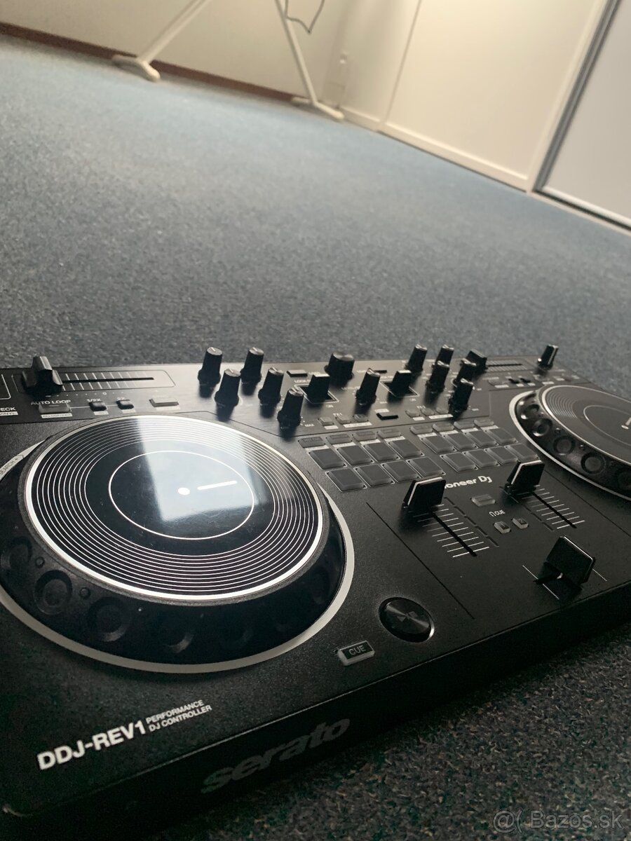 Pioneer DDJ REV1 - 4