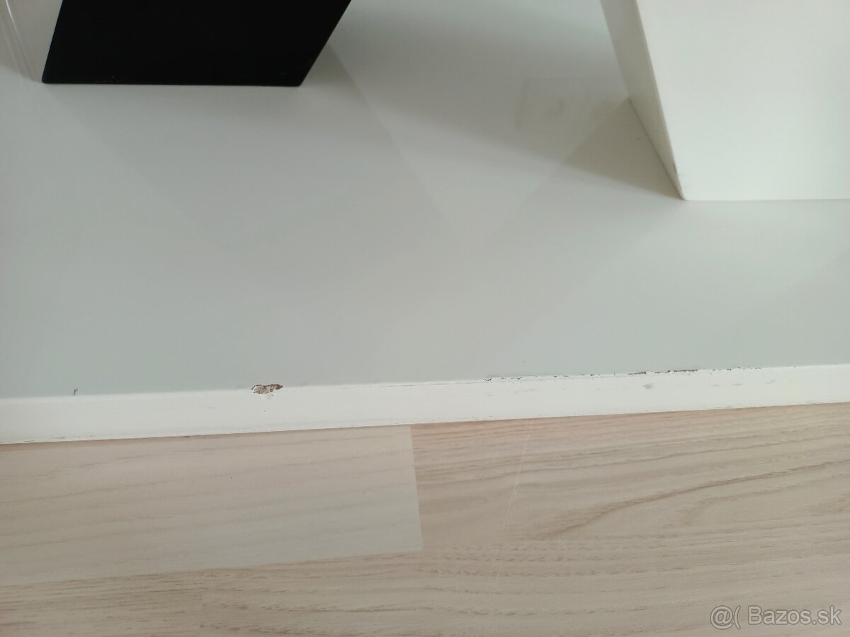 Jedálenský stôl so stoličkami - 4