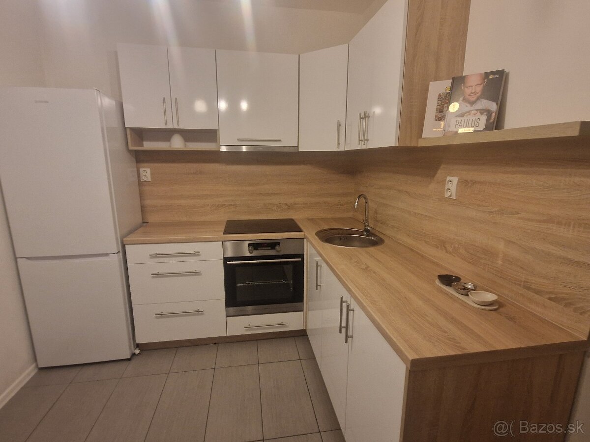 Prenájom 1-izb.byt s balk. - 4