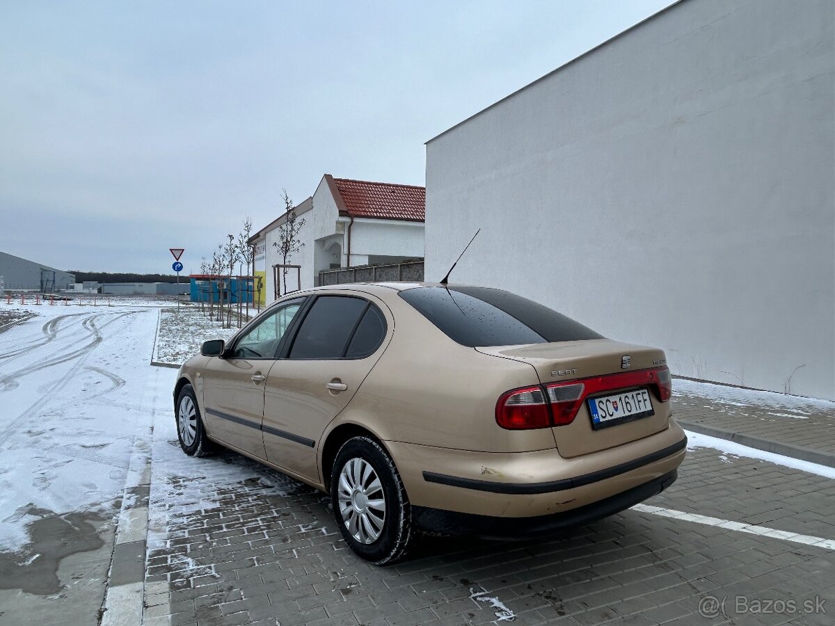 Seat Toledo 1.6i 77kw - 4