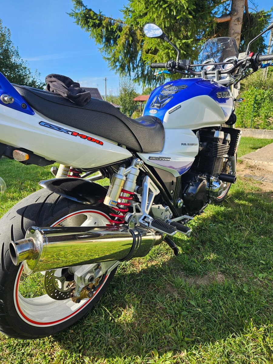 Suzuki gsx-1400 - 4