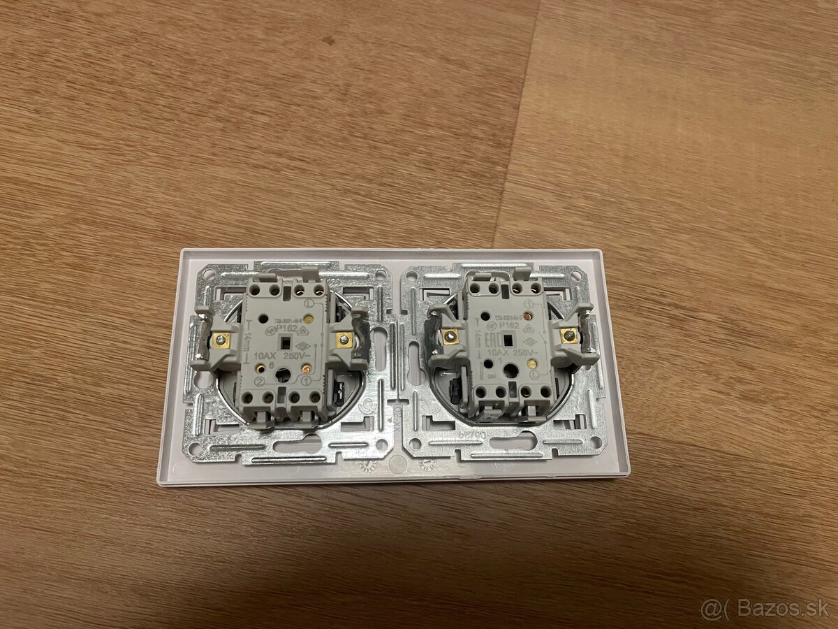 Vypínače a zásuvky Asofra - 4