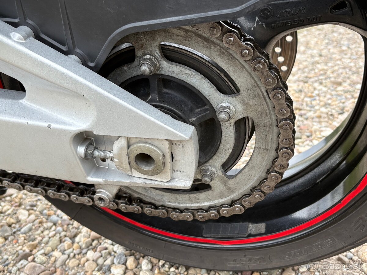 PREDÁM SUZUKI GSR 600 - 4