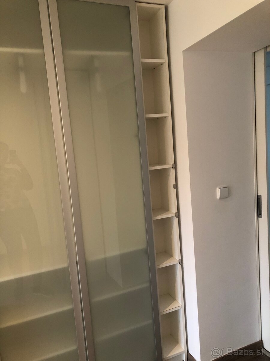 Dvojdverová skriňa Ikea - 4