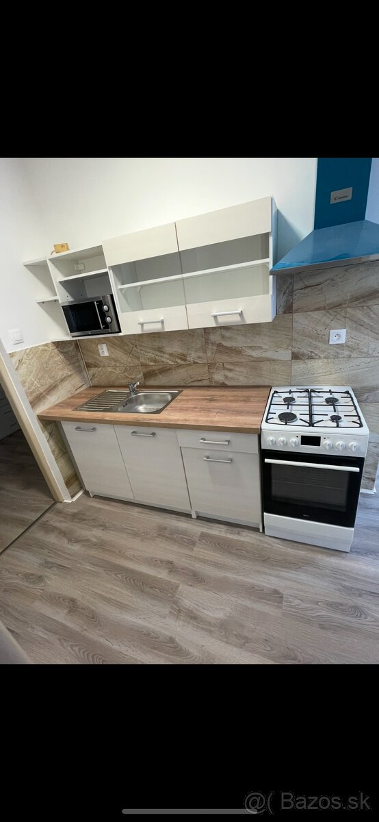 Na prenajom 2 izbovy byt - 4