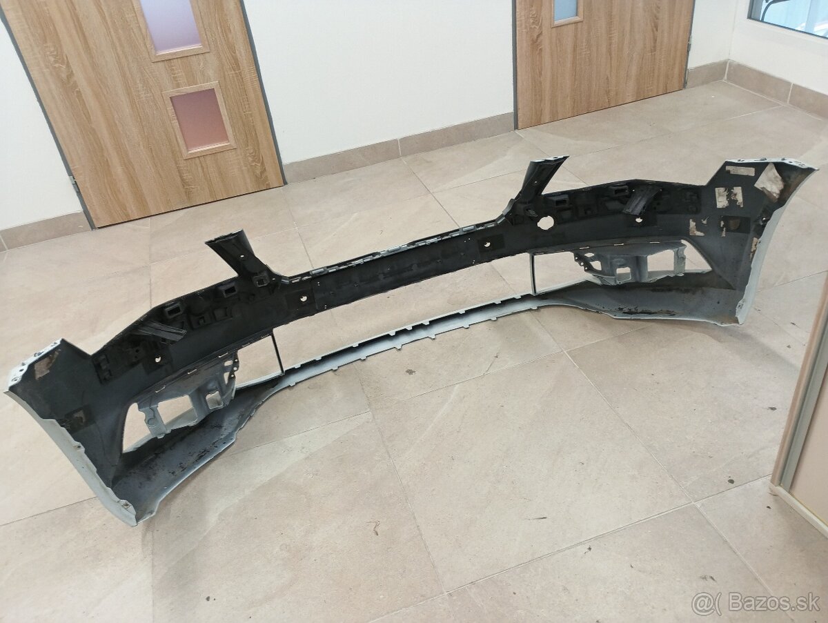 Predný nárazník Škoda Superb - 4